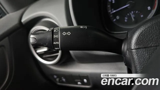 Hyundai Kona 2020 — фото 14