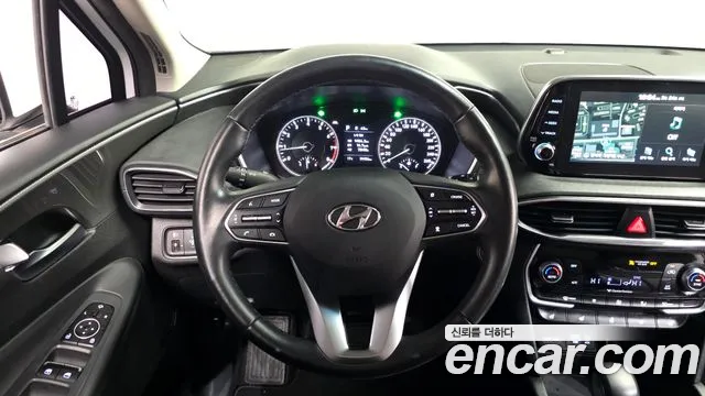 Hyundai Santafe 2019 — фото 12