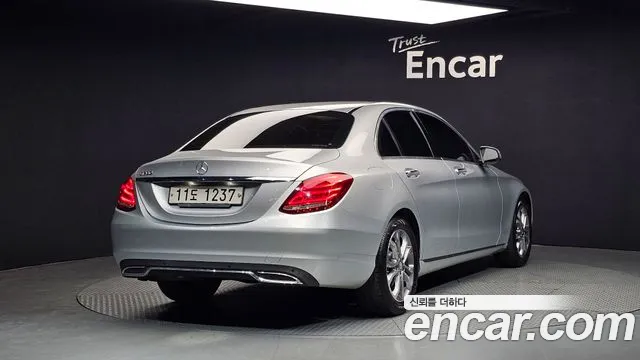 Mercedes-Benz C-Class 2015 — фото 2