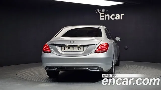 Mercedes-Benz C-Class 2015 — фото 4