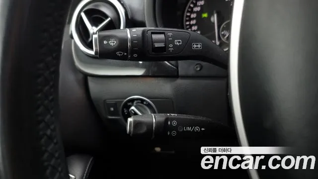 Mercedes-Benz B-Class 2015 — фото 18