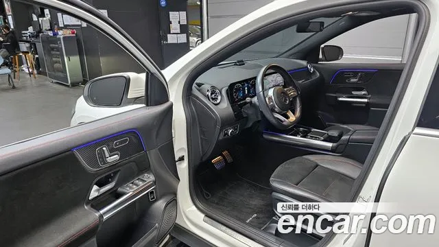 Mercedes-Benz GLA-Class 2020 — фото 10