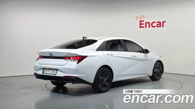 Hyundai AVANTE 2021 — фото 2