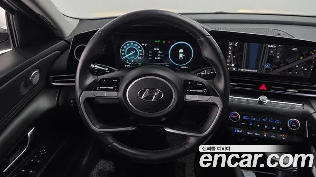Hyundai AVANTE 2021 — фото 13