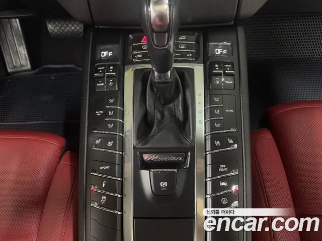 Porsche Macan 2017 — фото 11