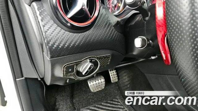 Mercedes-Benz A-Class 2018 — фото 19