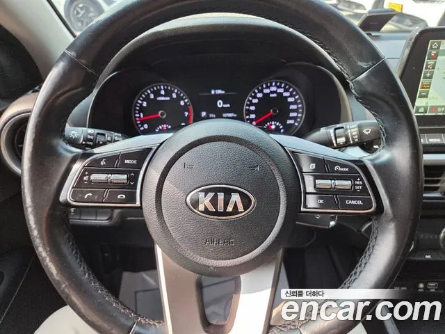 Kia K3 2019 — фото 15