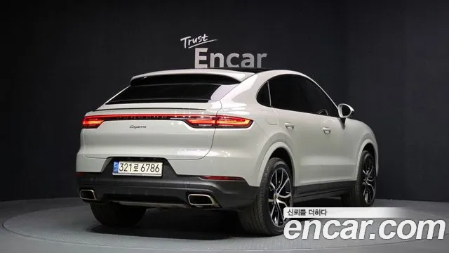 Porsche Cayenne 2021 — фото 2