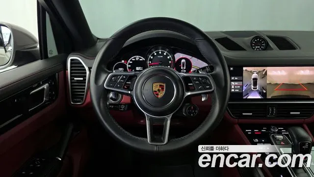 Porsche Cayenne 2021 — фото 18