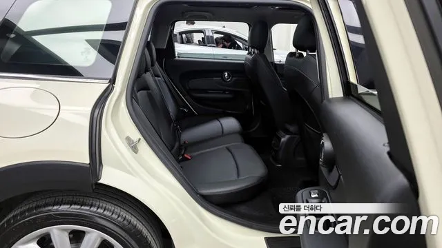 Mini Clubman 2020 — фото 18