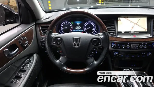 Hyundai Equus 2014 — фото 13