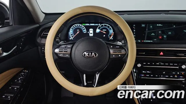 Kia K7 2021 — фото 18