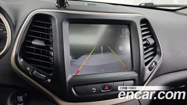 Jeep Cherokee 2015 — фото 15