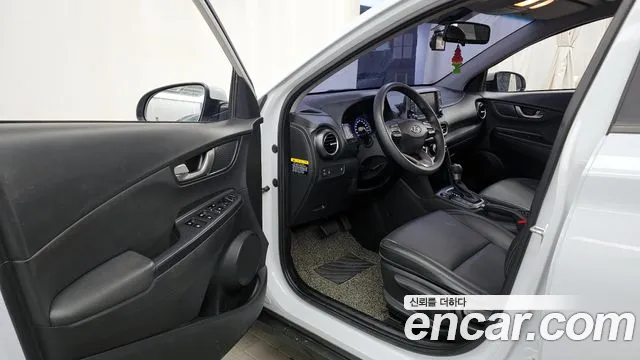 Hyundai Kona 2018 — фото 13