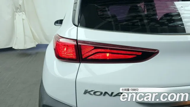 Hyundai Kona 2018 — фото 9