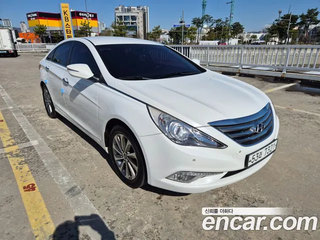 Hyundai Sonata 2013 — фото 1