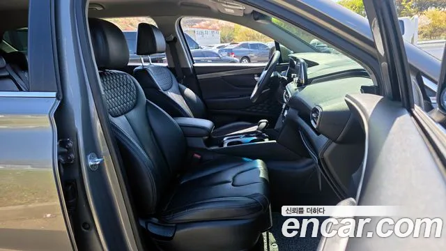 Hyundai Santafe 2019 — фото 11