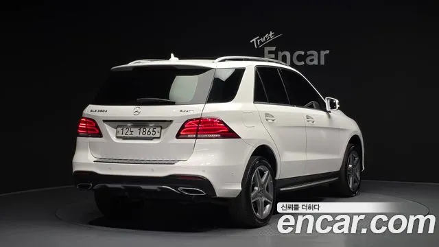 Mercedes-Benz GLE-Class 2018 — фото 2