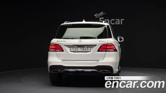 Mercedes-Benz GLE-Class 2018 — фото 4