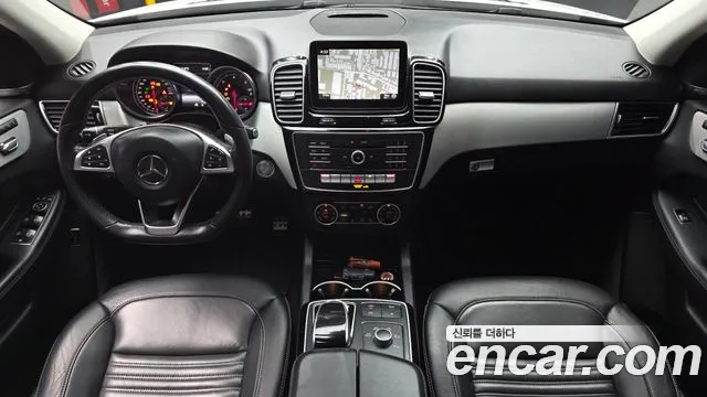 Mercedes-Benz GLE-Class 2018 — фото 10