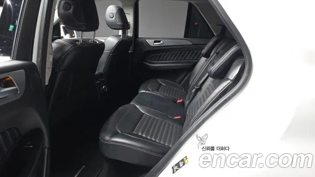 Mercedes-Benz GLE-Class 2018 — фото 16