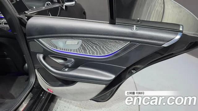 Mercedes-Benz CLS-Class 2019 — фото 15