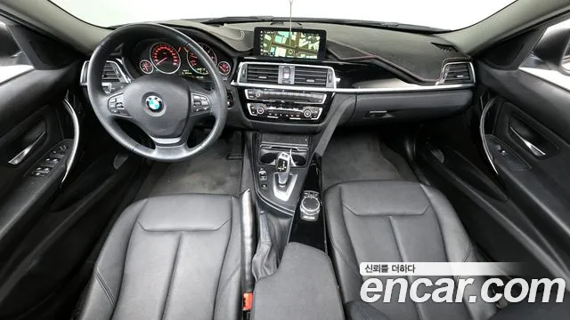 BMW 3-Series 2018 — фото 10