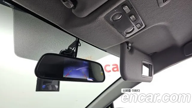 Toyota Prius 2018 — фото 19