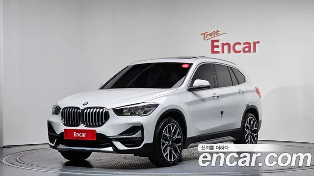 BMW X1 2022 — фото 1
