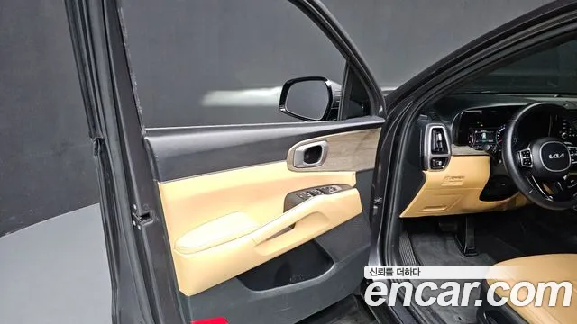 Kia Sorento 2022 — фото 14