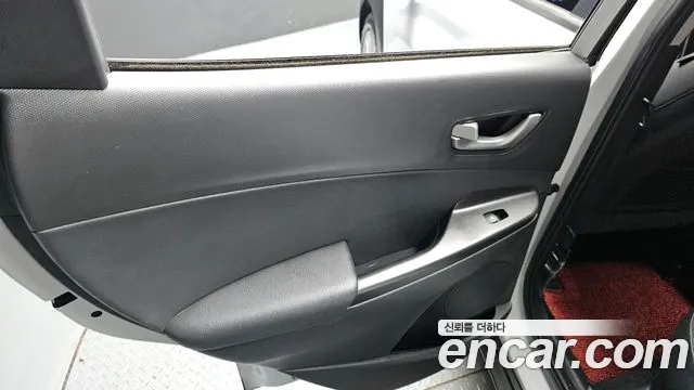 Hyundai Kona 2020 — фото 15