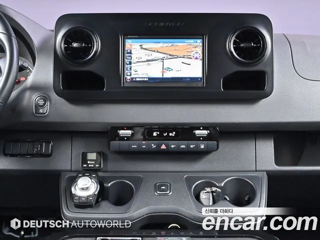 Mercedes-Benz Sprinter 2019 — фото 14