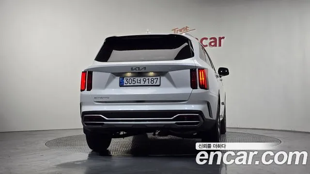 Kia Sorento 2023 — фото 3