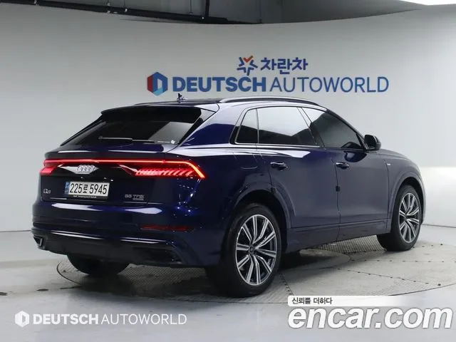 Audi Q8 2021 — фото 2