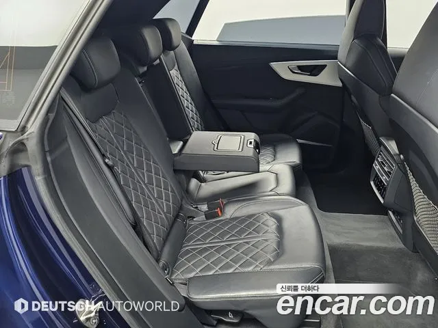 Audi Q8 2021 — фото 12