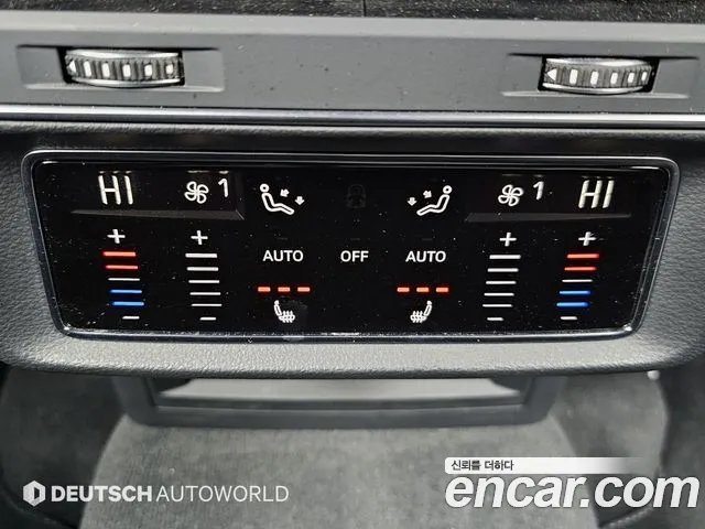 Audi Q8 2021 — фото 16
