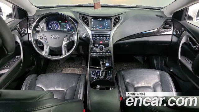 Hyundai Grandeur 2017 — фото 10