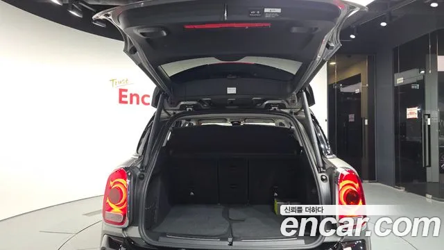 Mini Countryman 2020 — фото 20