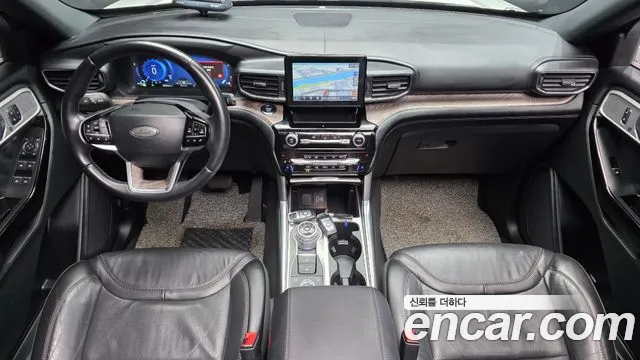 Ford Explorer 2022 — фото 10