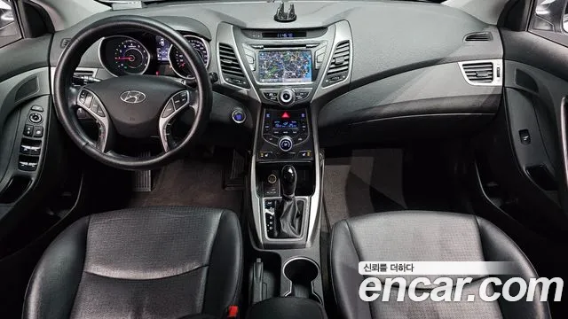 Hyundai AVANTE 2015 — фото 7