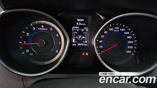 Hyundai AVANTE 2015 — фото 8