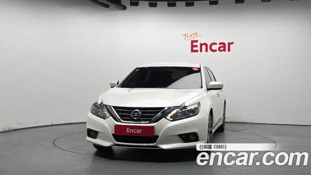 Nissan Altima 2017 — фото 3