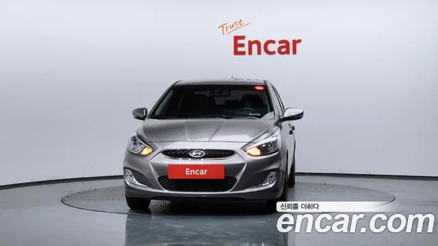 Hyundai Accent 2018 — фото 3