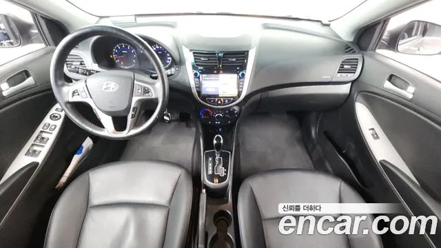 Hyundai Accent 2018 — фото 7