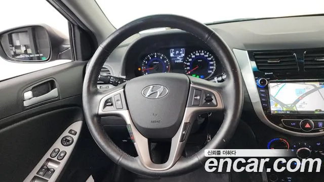 Hyundai Accent 2018 — фото 12