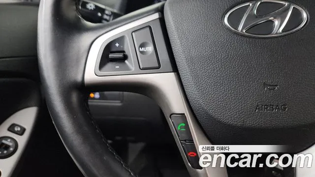 Hyundai Accent 2018 — фото 17