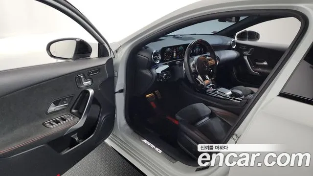Mercedes-Benz A-Class 2021 — фото 12