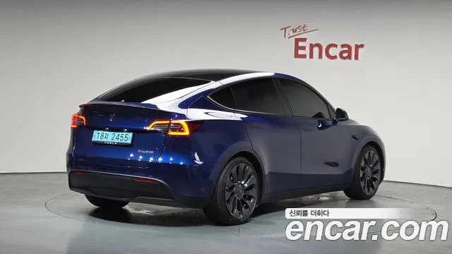Tesla Model Y 2021 — фото 2