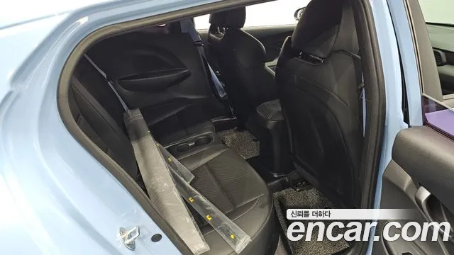 Hyundai Veloster 2019 — фото 12