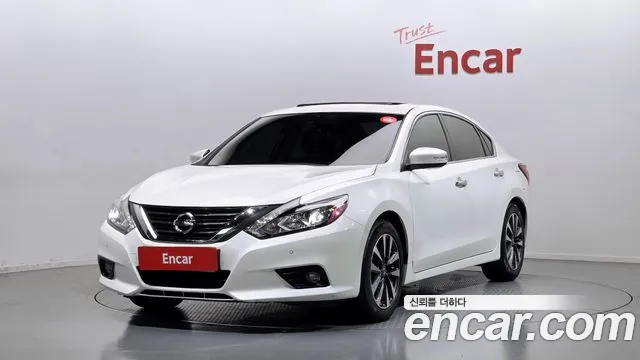 Nissan Altima 2017 — фото 1